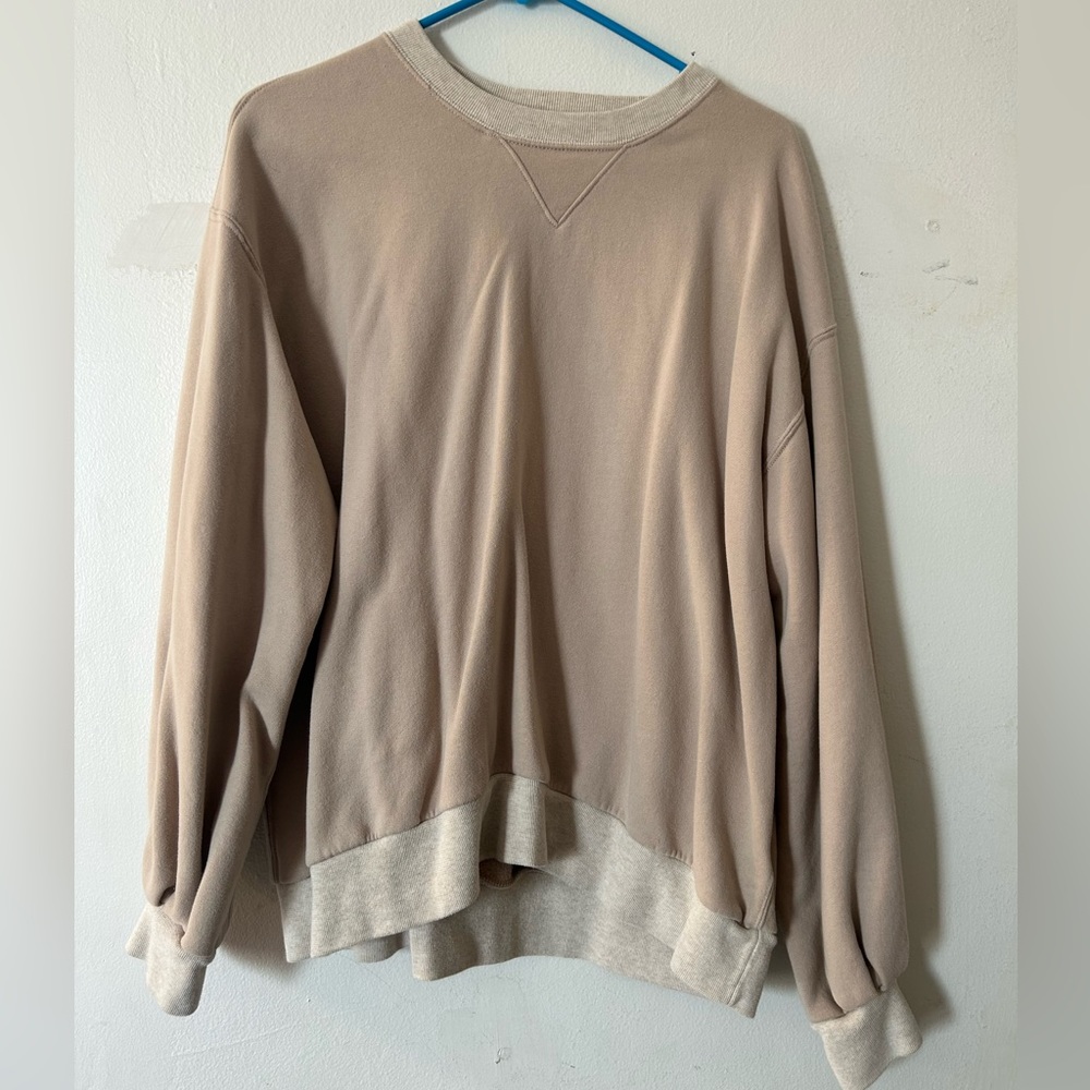 Beige oversized Abercrombie crewneck
